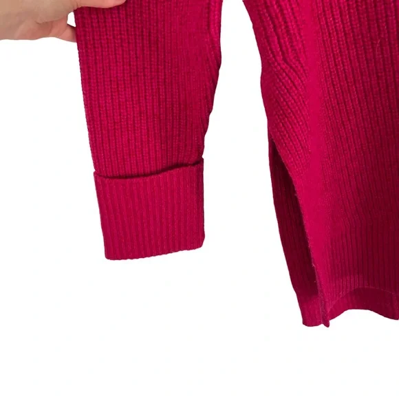 Athleta  Shasta V-Neck Oversized Sweater Fuchsia Size M Wool Blend - Picture 6 of 10